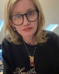 She was one of the last surviving stars from the Golden Age of Hollywood.  💜 "Be our guest Put our service to the test Tie your napkin 'round your  neck, cherie And