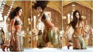 Watch Katrina Kaif nail a difficult dance step from Thugs of Hindostan song  | Bollywood - Hindustan Times