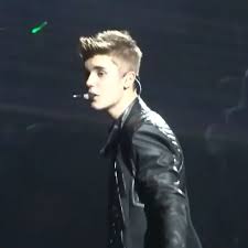 Belieber Person On Instagram As Long As You Love Me My First Video Justinbie Justin Bieber Songs Justin Bieber Smile Justin Bieber Concert