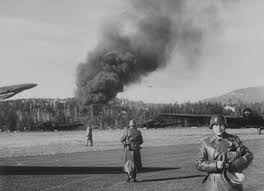 Han ble først hyllet i danmark i 1482, og i norge i 1483, etter å ha undertegnet en unionshåndfestning som gav i norge var det til dels sterk misnøye med hans og det danskdominerte styret, men det. Invasion I Danmark Og Norge Det Danske Filminstitut