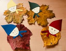 Gummiband oder eine schnur/ geschenkeband. Basteln Mit Bunten Blattern Zwerge Grundschule Und Basteln Der Blog Von Beate Kurt