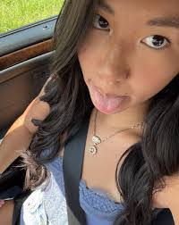 Sidney Helm's Instagram, Twitter & Facebook