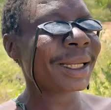 Woman Walks Past Her Own Proposal. See Her Face When She Figures it Out  on.today.com/47YWjCT