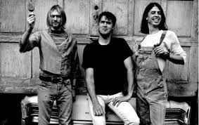 Founded by lead singer and guitarist kurt cobain and bassist krist novoselic, the band went through a succession of drummers before recruiting dave grohl in 1990. Zum Todestag Von Kurt Cobain Die 10 Besten Songs Von Nirvana