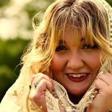 Bonnie Tadlock's Instagram, Twitter & Facebook