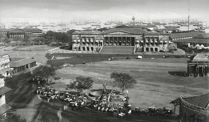 1860 India, Maharashtra, Bombay (Mumbai). The interior of the old Fort, Bombay. Church Gate Street. Photographer unknown. Restored Image.