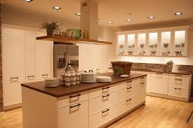 Durchsuchen sie die bibliothek von freeimages.com, die weitere kostenlose lizenzfreie bilder für traditional cake für die. Traditionelle Kuchen In Cottbus Meiser Kuchenstudio Gmbh