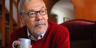 Entrevista al escritor Roberto Burgos Cantor antes de su muerte