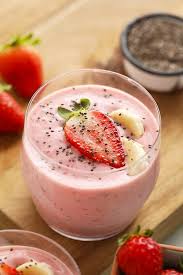 In the magic bullet : Creamy Strawberry Chia Seed Smoothie Fit Foodie Finds