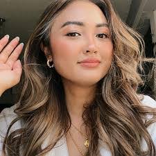 Mandy Sabo's Instagram, Twitter & Facebook