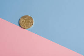 Halving happens at regular intervals based on the bitcoin protocol. Blockchain A Tale Of Two Halves Datadriveninvestor