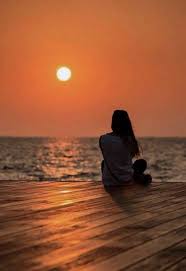 Visualisez Le Soleil Dans Votre Coeur Et Laissez La Chaleur Et La Lumiere Doree Vous Penetrer Sunset Photography Silhouette Photography Sunset