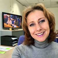 Op 3 november 2014 huurt dion ook beveiliger arthur krijgt sessies met joyce. Dus Nrc Wil Ons Laten Geloven Dat In Ruil Voor Sex Met Joyce Schmeitz Zeker Niet Onknap De Beveiligers Die Graus Begeleidden Bij Trips Door T Land Geen Factuur Stuurden Oozo Nl