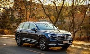 New Volkswagen Touareg Phev Debuts With 367 Hp 2 Liter Turbo System Volkswagen Just Organized A Small Media Drive Volkswagen Touareg Turbo System Volkswagen