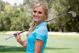 Here are 10 female golfers that stand out in terms of their beauty, sexiness, professionalism and fitness in the golfing world. Top 10 Hottest Female Golfers Ladies Golf Golf Outfits Women Blair O Neal