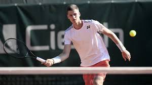 Professional tennis player | twuko. Hubert Hurkacz Ostatnio Duzo Gralem W Tenisa Dlatego Nadszedl Moment Zeby Sie Od Niego Zresetowac Polsat Sport