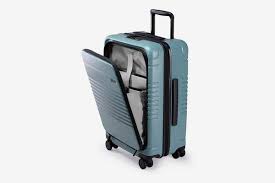 If you're traveling on the cheap this amazon suitcase is comparable to the samsonite one, but it's nearly half the price. 21 Best Rolling Luggage 2020 The Strategist New York Magazine