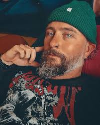 𝔄𝔩𝔢𝔵𝔞𝔫𝔡𝔢𝔯 𝔎𝔢𝔪𝔭 † (@alexkempart) • Instagram photos and videos