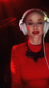 Eva Kari: DJ, Model, and House Dance Sensation