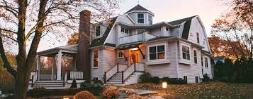 Nerdwallet Usda Rural Development Loans Perhaps You Feel More At Home Surrounded By Pastures Than Pavement Craftsman Home Exterior Usda Loan Antebellum Homes