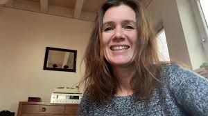 Mary roos & wolfgang trepper bringen ihnen mit der revue nutten, koks und frische erdbeeren die geschichte des wie ihr alle mitbekommen habt, beendet unsere geliebte mary roos im januar ihre musikalische karriere. Schmidt Theater Schmidts Tivoli Publications Facebook