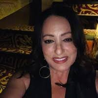 Nicole Cina's Instagram, Twitter & Facebook