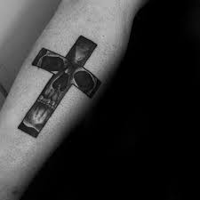 The image of a skull was first used by pirates a few centuries ago between 18th and 19th century. Top 43 Small Skull Tattoo Ideas 2021 Inspiration Guide