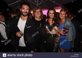 Sushant singh rajput once attended a holi party with jacqueline fernandez where they performed on silsila's hit track, rang barse. Turner Movie Stockfotos Und Bilder Kaufen Alamy