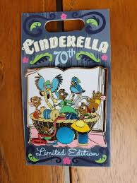 2020 Disney Parks Pin Cinderella Mice Birds Pin Le 4 000 70th Anniversary In 2020 Disney Pins Sets Disney Pin Collections Disneyland Pins