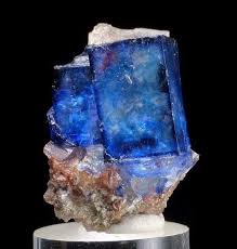 Halite Bleue Pierres Et Cristaux Pierre Precieuse Pierre Minerale