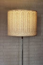 This Listing Two Items Is Reserved For Beth Par Lumidea Sur Etsy Paralume All Uncinetto Lampada Con Pizzo Casa All Uncinetto