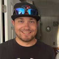 10 "Chris Henrickson" profiles