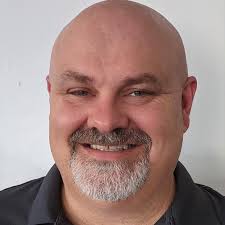 Flat towing a car with a 36' Winnebago Vista