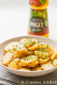 Grumbeeresalat Salade De Pomme De Terre Alsacienne Recette Salade Pomme De Terre Salade Pomme Idee Recette
