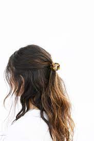 Mini Claw Clip In 2021 Long Hair Styles Hair Styles Clip Hairstyles