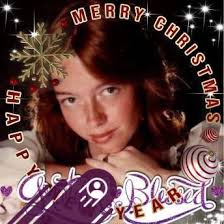 Kitchen Floor Turtle's Beak Fell Off After 48 Years 😬