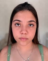 Sandra Polo's Instagram, Twitter & Facebook