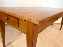 With its signature glow and beautiful coloring, solid cherry wood is a staple hardwood used in kitchens and dining rooms across america. Neoclassical Expandable Dining Table In Solid Cherry Chestnut France 1820s For Sale At Pamono