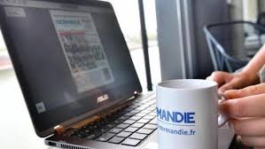 A Saint Philbert Sur Risle La Cantiniere Muriel Bouillon Est Prete A Accueillir Les Enfants