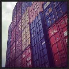It Is Amazing How Many Different Types Of Storage There Is Out There This Is One Type That I Have Never Moving To Australia Storage Containers Cargo Container