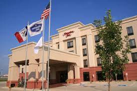 Cheap accommodations in waterloo hotels with hot tubs in waterloo waterloo hot tub suite. The 5 Best Hotels With Hot Tubs In Cedar Falls Jul 2021 With Prices Tripadvisor