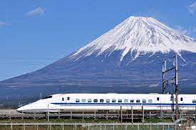 Speeds of 320km/h are easily experienced on the Shinkansen - By 2027 Maglev  trains will run at 500km/h! | Work in Japan for engineers