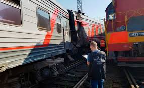 Jun 27, 2021 · мама защитника «краснодара» и сборной россии сергея петрова — ирина петрова — рассказала, кто сыграл. V Ufe S Relsov Soshli Dva Passazhirskih Vagona I Teplovoz Obshestvo Rbk