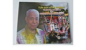 Kuala lumpur, aug 30 — tun sakaran dandai, a former yang dipertua negri sabah, died at the gleneagles hospital in kota kinabalu at about 6am today. Tun Sakaran Dandai Pejuang Warisan Dan Kesenian Lepa Semporna Ismail Ali Mohd Sohaimi Esa Amazon Com Books
