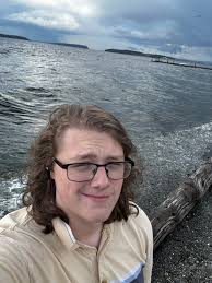 Nancy Munson-Ellis (@munson_ellis)