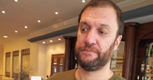 Con Nuestra América: “Infancia clandestina”, la otra imagen del pasado  argentino (entrevista + video)