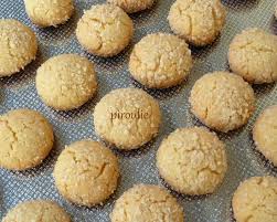 Petits Biscuits Aux Amandes En Poudre Amandes Effilees Et Vanille Patisseries Et Gourmandises
