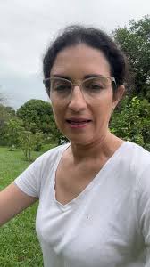 Como Fazer Feijão com Alho Poró e Louro