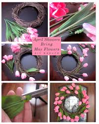 Blumen Turkranz Fur Fruhling Selber Machen Expli Blog Fruhlings Dekoration Basteln Fruhling Ostern Fruhlingsdekoration