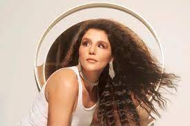 Jessie ware recent album project titled what's your pleasure? Jessie Ware Drops Please From What S Your Pleasure Reissue Rolling Stone